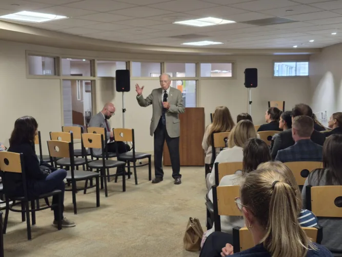 Grassley addresses health care issues in FD visit